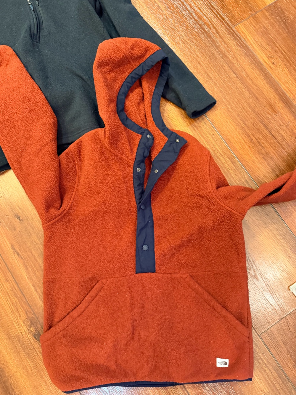 The North Face Rust Orange & Navy Fleece Pullover Hoodie